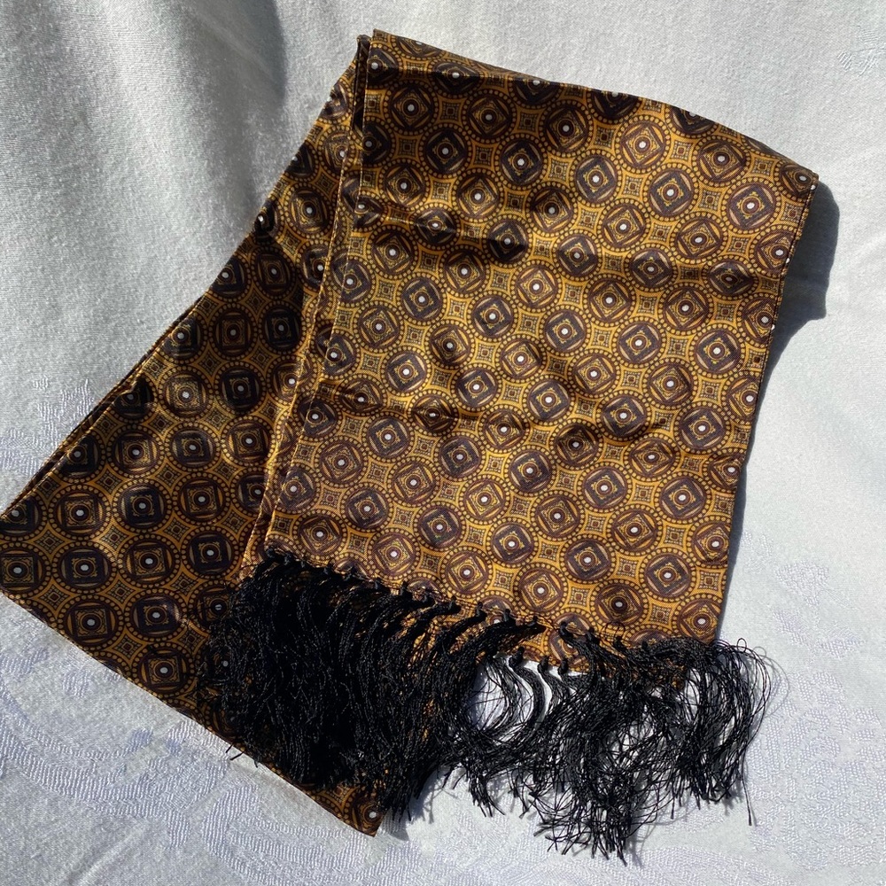 Vintage Brown Patterned Scarf
